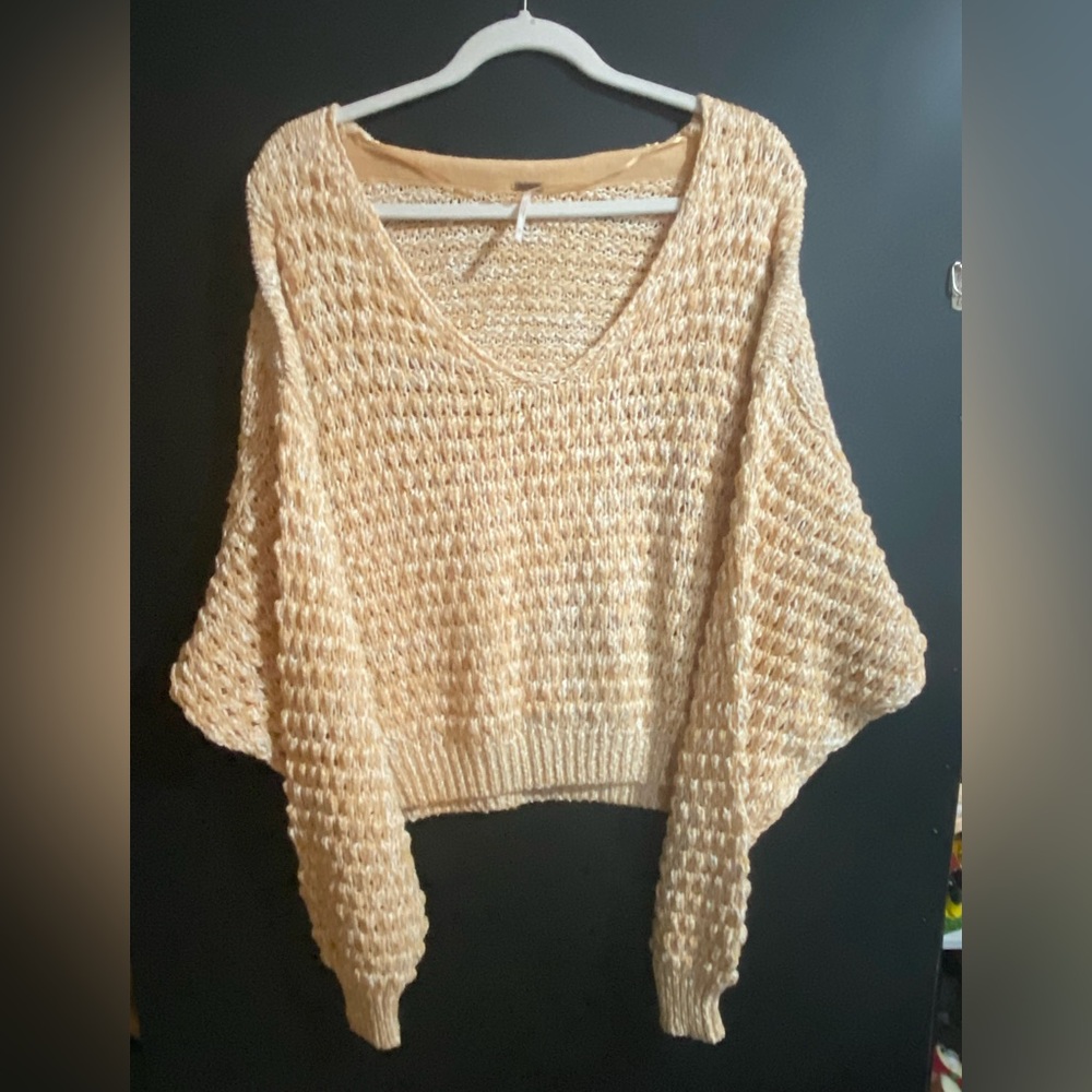 Free People Sweater size SMALL